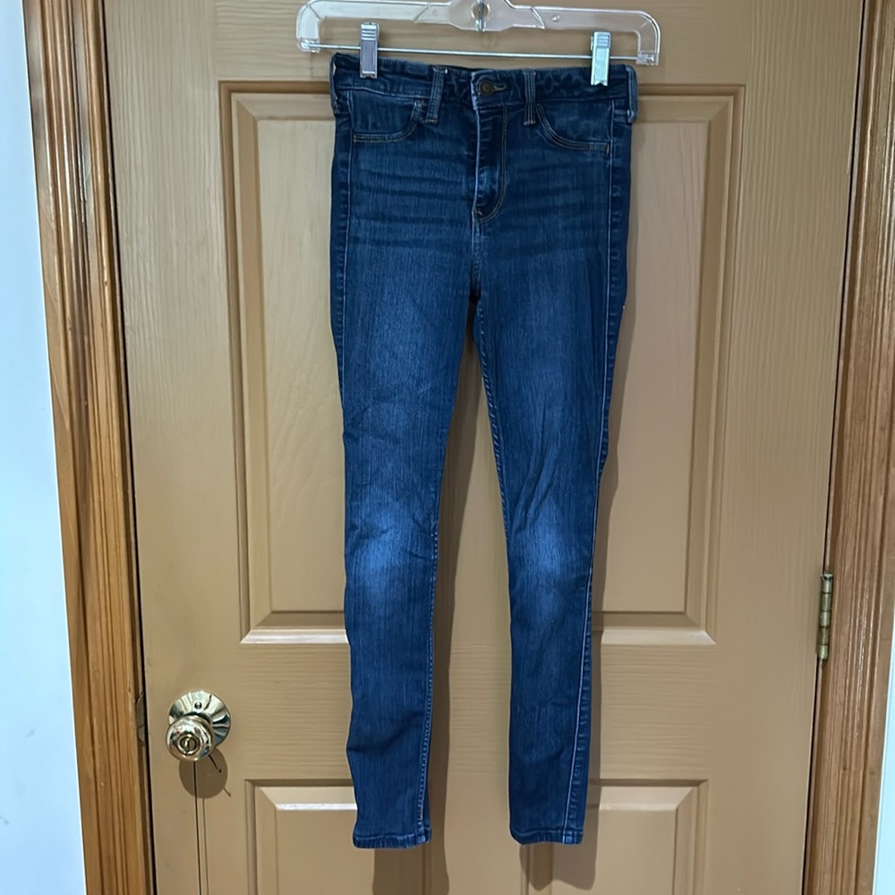 Hollister High-Rise Jean Leggings- Hollister advanced stretch, Size 0S.